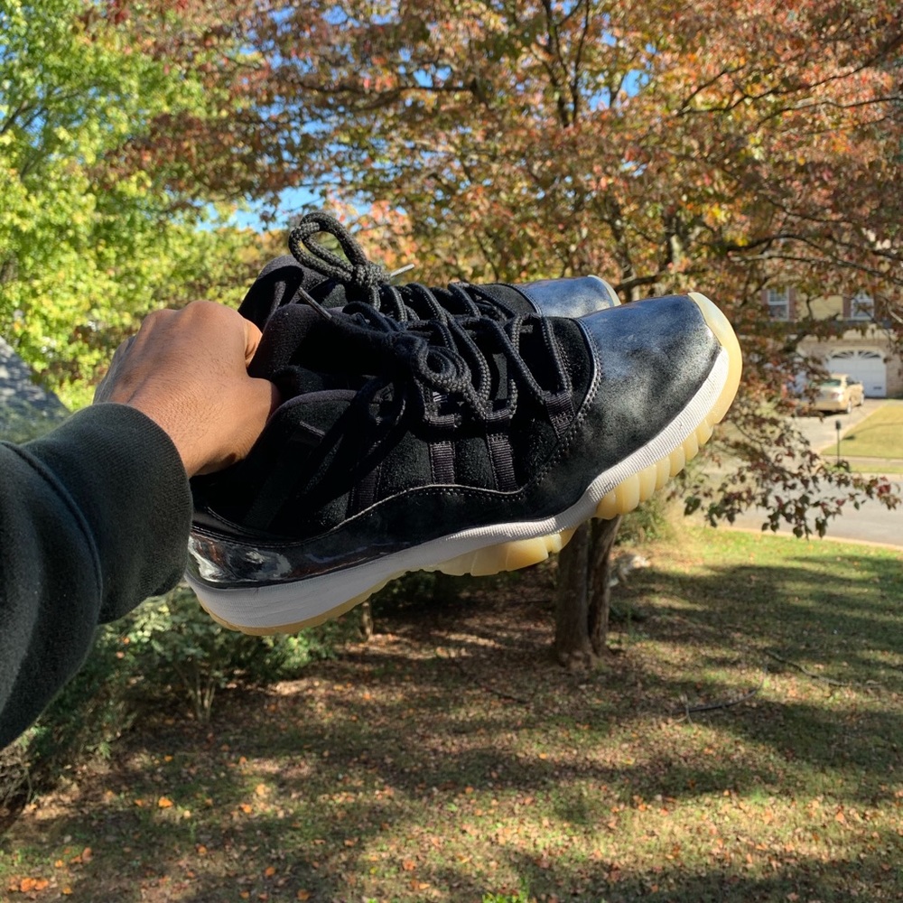 AIR JORDAN 11 RETRO LOW BARONS